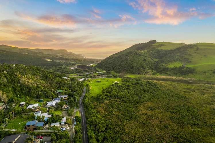 198 Bethells Road Bethells Beach_32