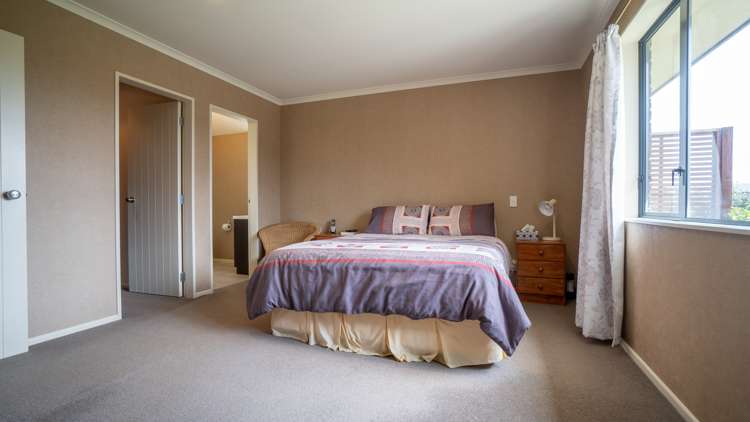 12 Orlando Way Kelvin Grove_9