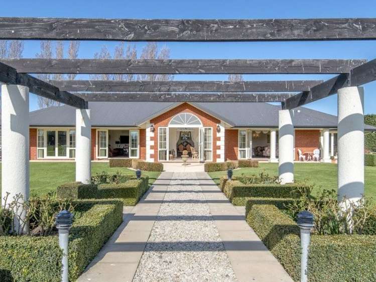 149 The Lake Road Leeston_3