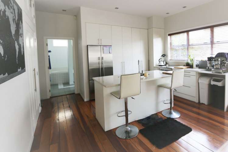 62 Pah Road Royal Oak_9