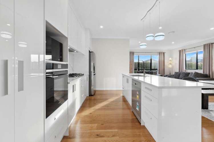 14 Lavey Road Flat Bush_11