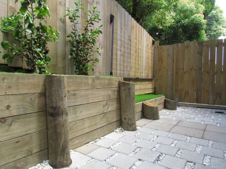 1 Tokai Place Glen Eden_11