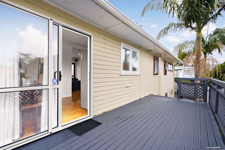 103 Barrys Road Glendene_22