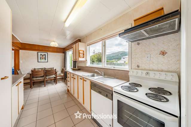 8 Norfolk Street Wainuiomata_4