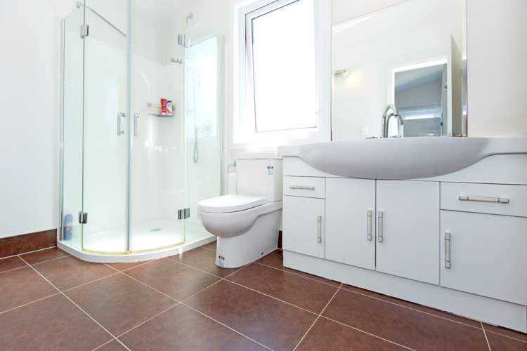 9c Brandon Road Manly_14