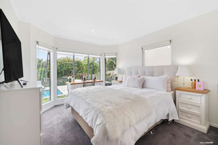 61 Alec Craig Way Gulf Harbour_14