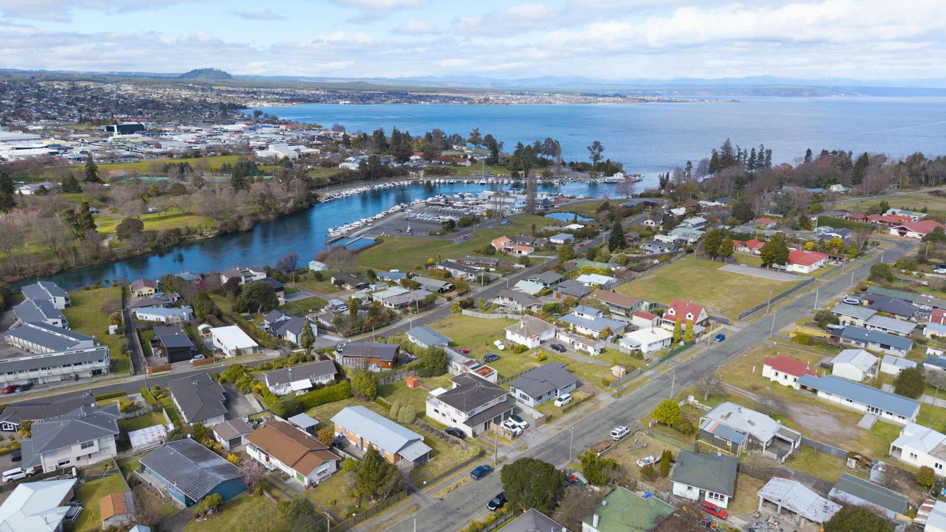 1 and 2/12 Pitiroi Street Nukuhau_0