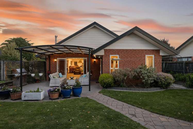 4 Windward Lane Bromley_26