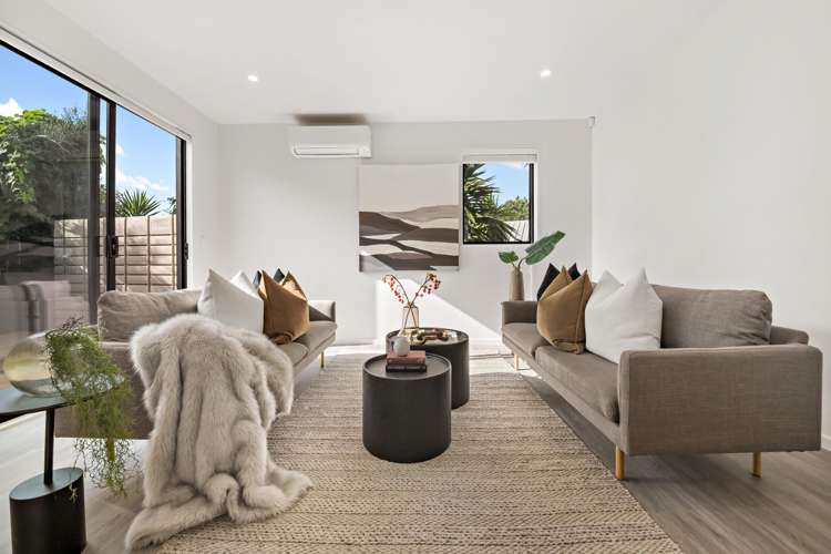 14A Riserra Drive Ranui_1
