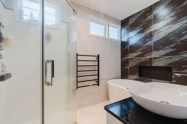 54 Acacia Crescent Glenview_8