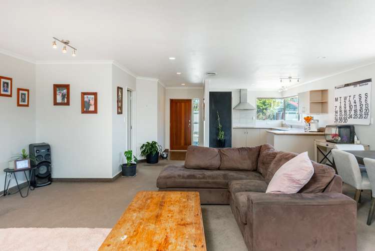 24a High Street Renwick_12