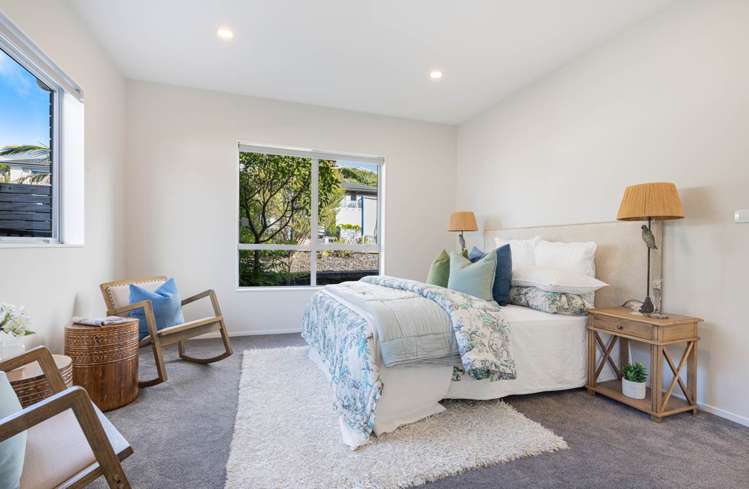 14 Ruth Craig Place Stanmore Bay_16