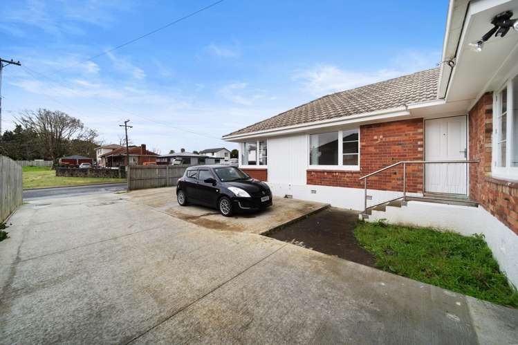 51 Hallberry Road Mangere East_12