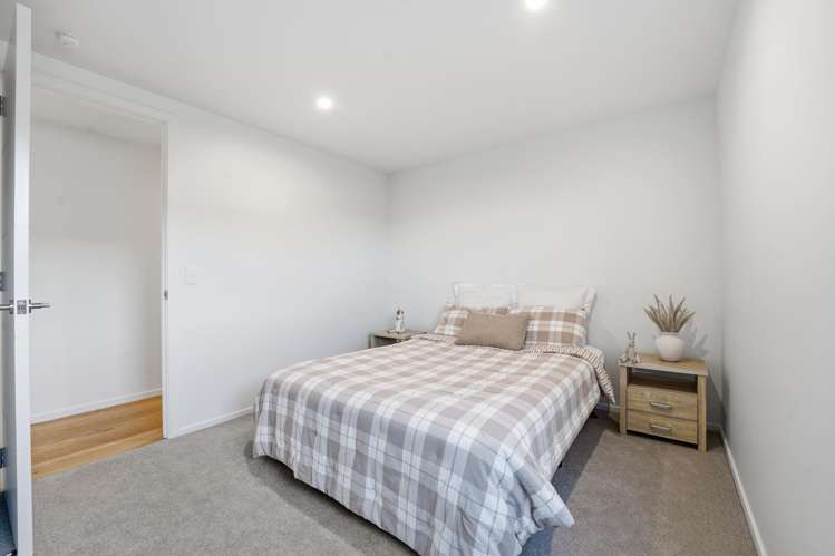42 Burdon Loop Lake Hawea_13
