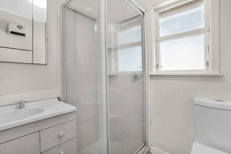 76 Hine Road Wainuiomata_11