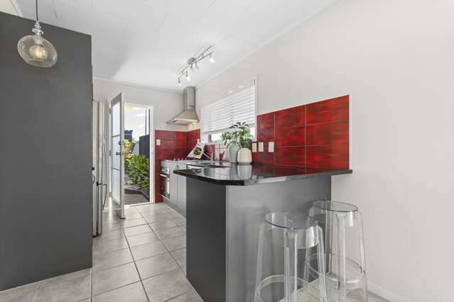 1/83 Centreway Road Orewa_3