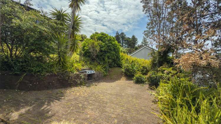 201b The Drive Whangamata_11