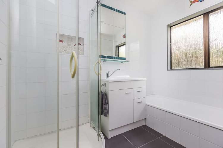 20 Outram Grove Kelson_17