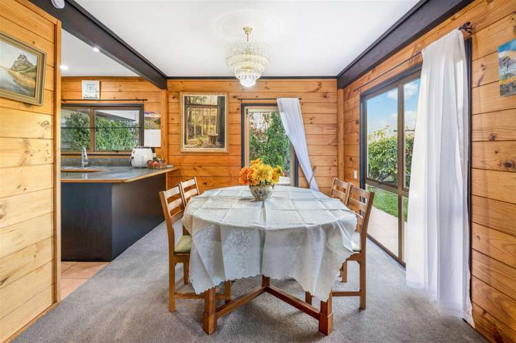 2 Ramsey Place Karori_5