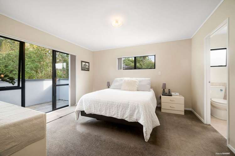 1/3 Antrim Grove Bayview_14