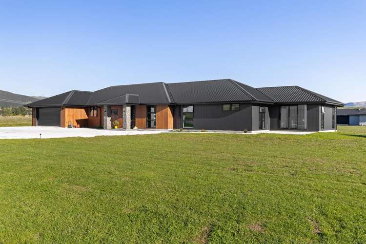 230 Valley Views Fitzherbert_8