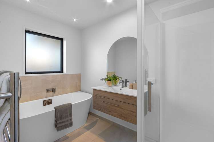 61 Whitehorn Drive Lincoln_11