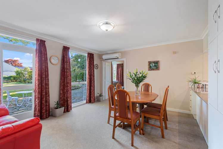 53 Bangor Road Darfield_5