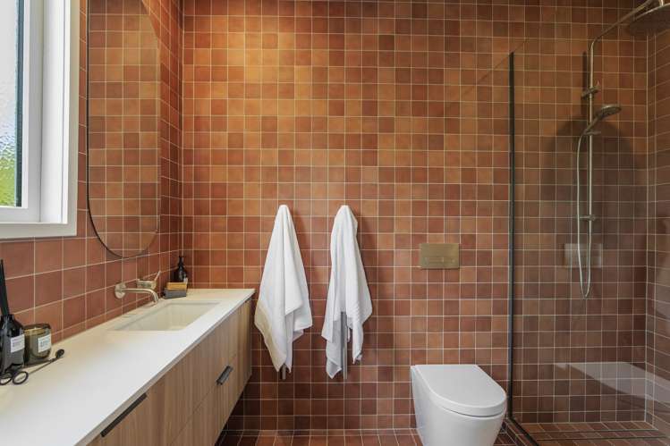 69 Tomes Road Saint Albans_17