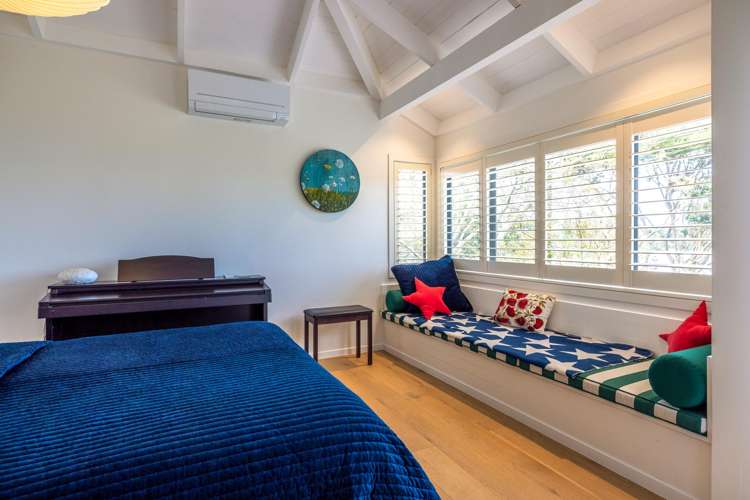 14 Esslin Road Surfdale_14