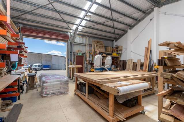 Unit 3/6 Hoffs Place Kenepuru_1