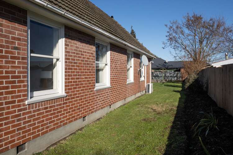 37 Racecourse Road Allenton_18