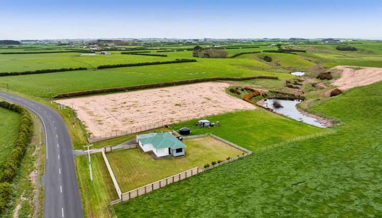 253 Mawhitiwhiti Road Normanby_1