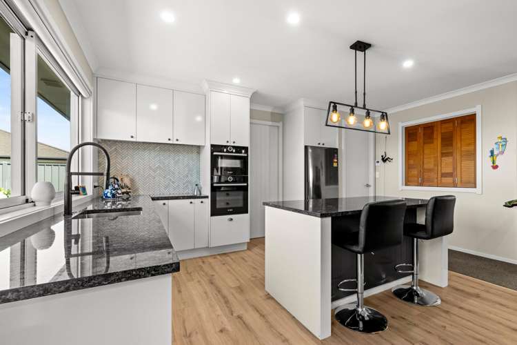 17 Rakaia Way Poraiti_2