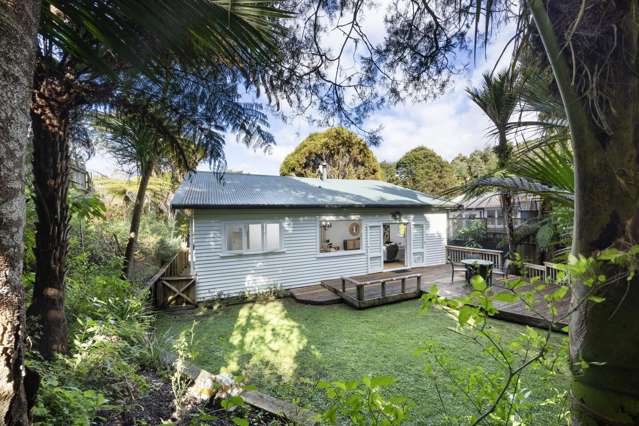 139 Woodlands Park Road Titirangi_2