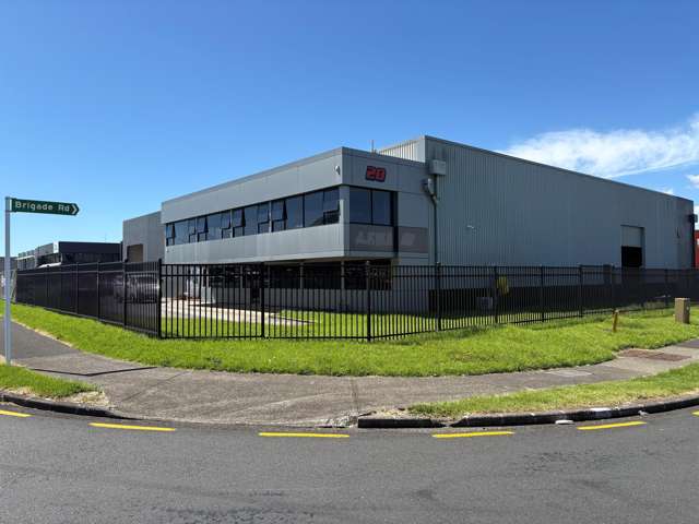 20 Andrew Baxter Drive Mangere_1