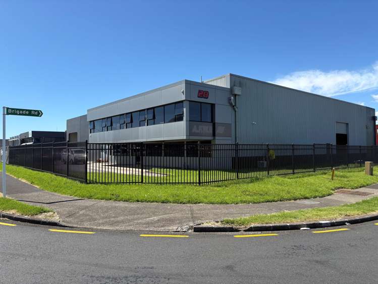 20 Andrew Baxter Drive Mangere_1