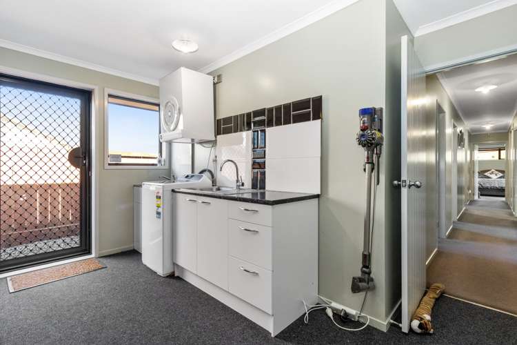 25 Heathfield Avenue Huntington_13