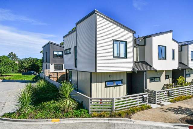 110 Te Puketoka Lane Mangere East_2