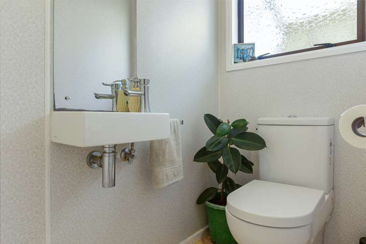 22 Stratford Drive Cable Bay_27