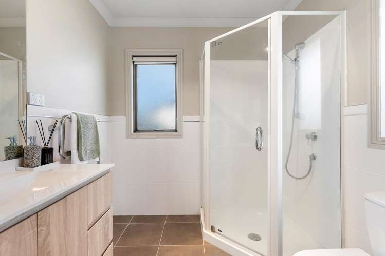 1 Dressage Lane Greenhithe_16