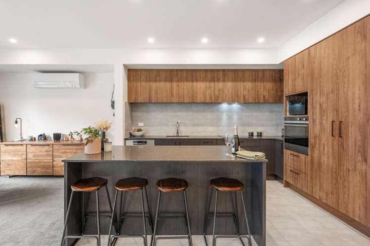 296 Jack Lachlan Drive Beachlands_1