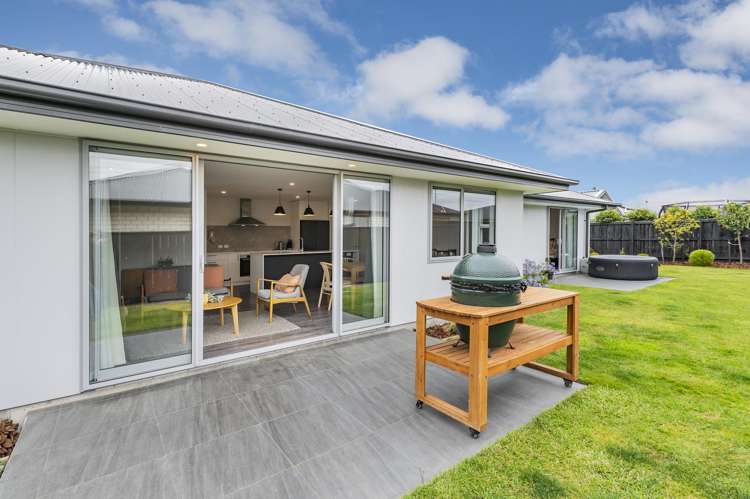 4 Monte Crescent Lincoln_20