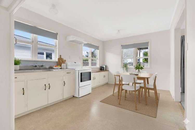 14b Doment Crescent Orewa_4