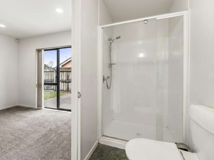 2/124 Alfriston Road Manurewa_18