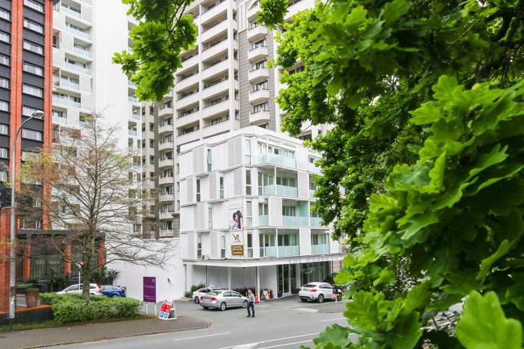 402/10 Waterloo Quadrant Auckland Central_15