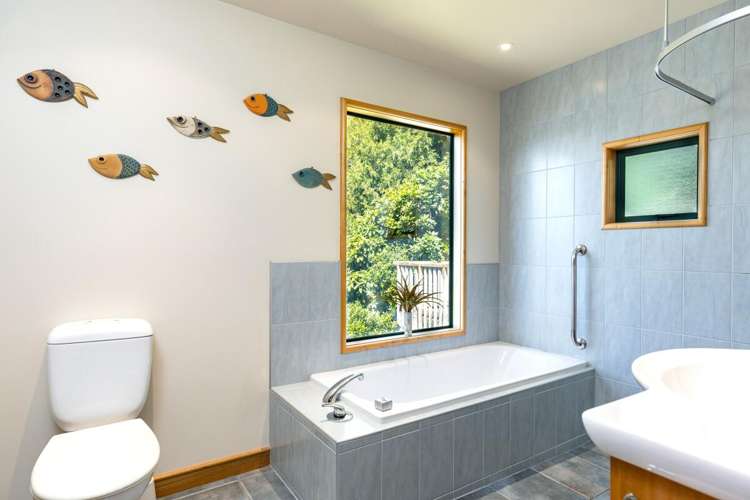 185 Port Underwood Road Waikawa_24