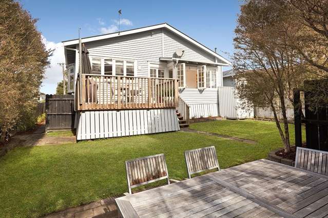 21 Smale Street Point Chevalier_1