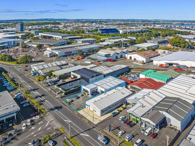 182 Station Road Penrose_1