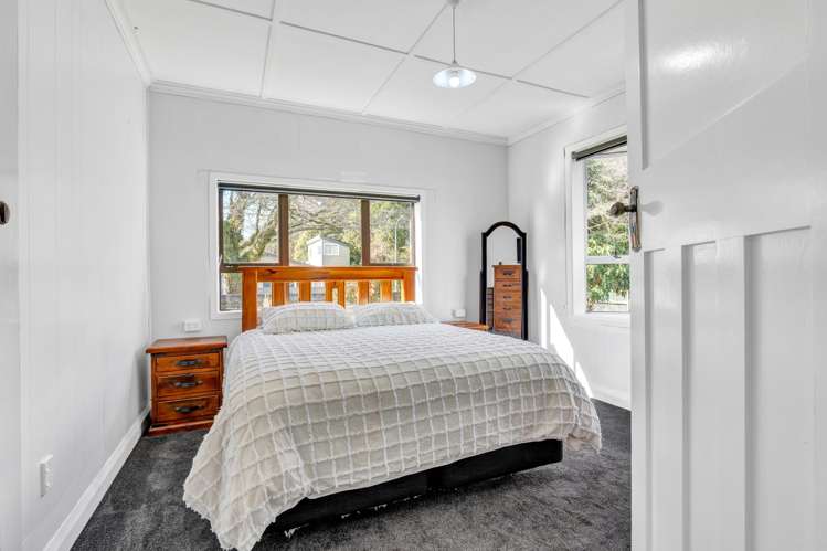 5 Percy Avenue Stratford_11