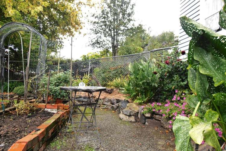 17 Tweedy Street Marchwiel_10